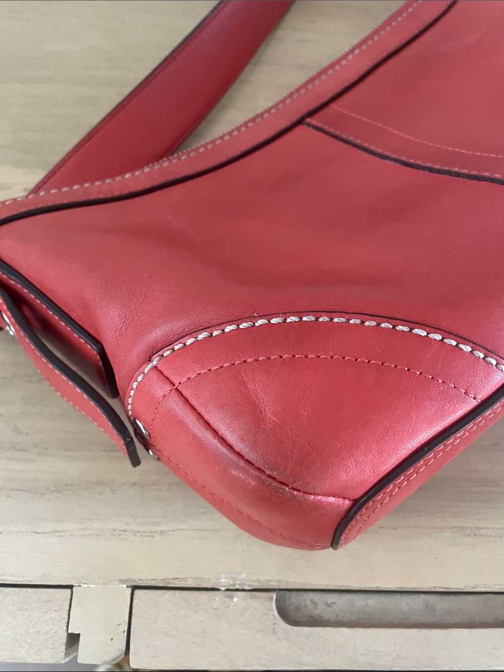 Coach EastWest Z14700 Leather Bag - Picture 5 of 12